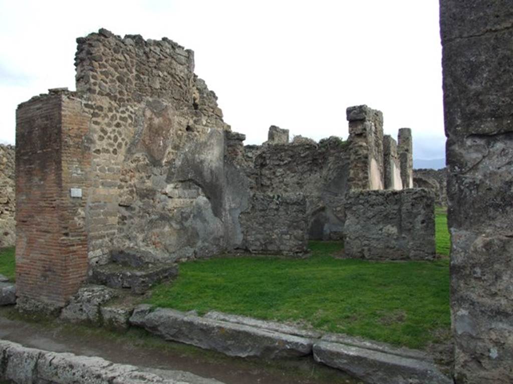 VII.12.4 Pompeii. December 2007. Entrance.
