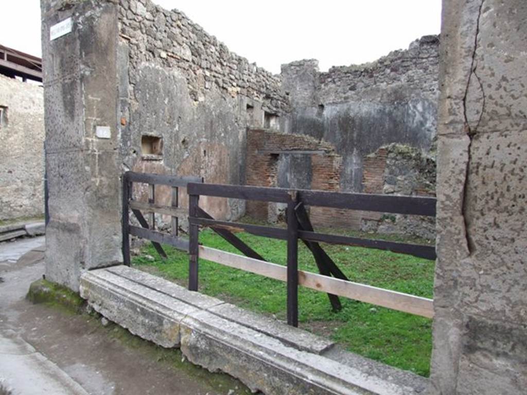 VII.12.14 Pompeii. December 2007. Entrance.
