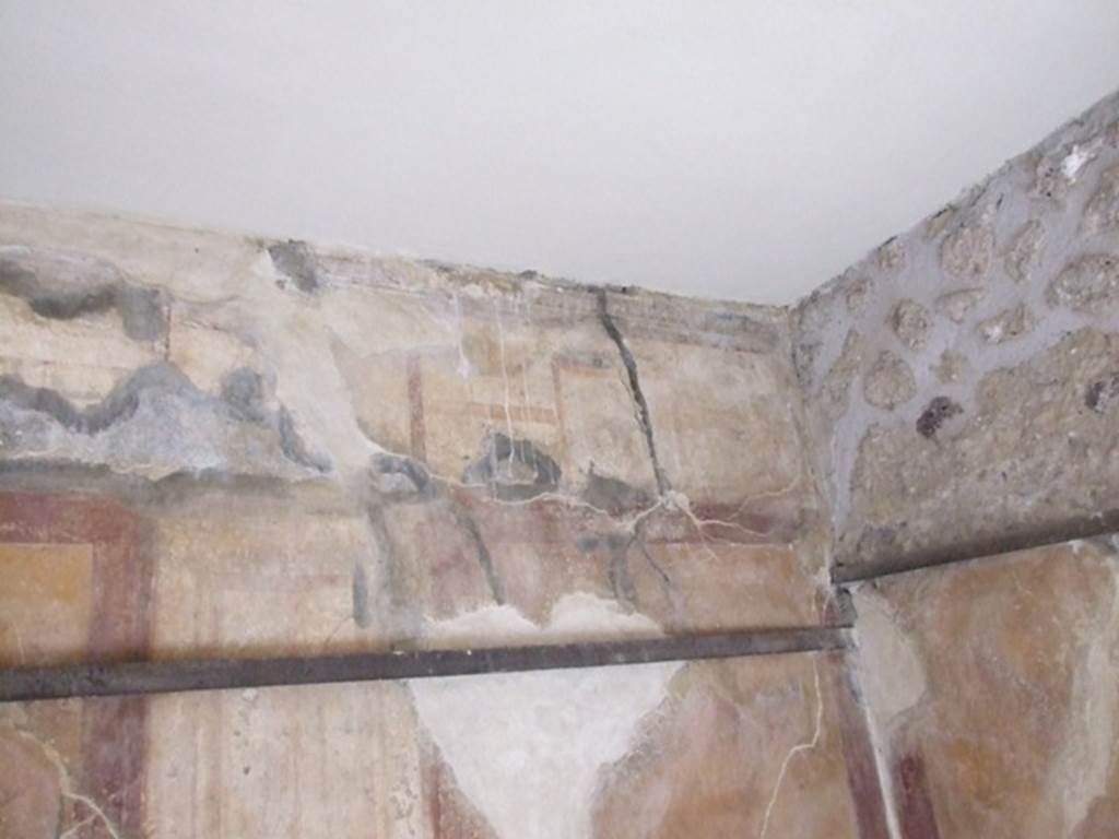 VII.12.20 Pompeii. March 2009. Room 4. Upper north east corner.