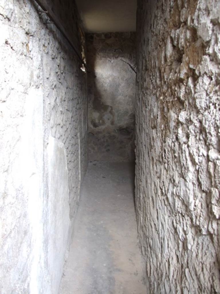VII.12.20 Pompeii. March 2009. Room 5.