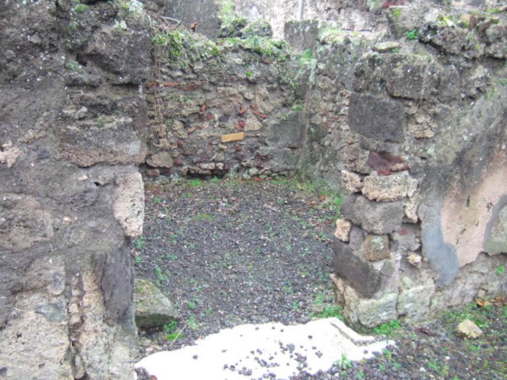 VII.13.8 Pompeii.  December 2005. Doorway to Cubiculum in south west corner of atrium.
