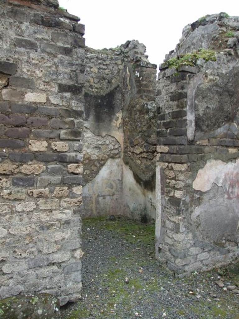 VII.14.5 Pompeii. March 2009. Doorway to Room 14.