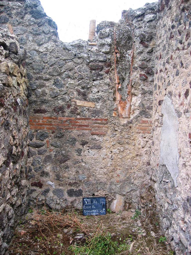 VII.14.15 Pompeii. July 2008. Looking east in kitchen and latrine. Photo courtesy of Barry Hobson.