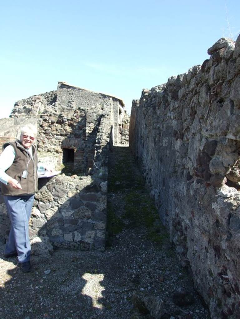VII.15.2 Pompeii. March 2009. Corridor to kitchen and baths area.