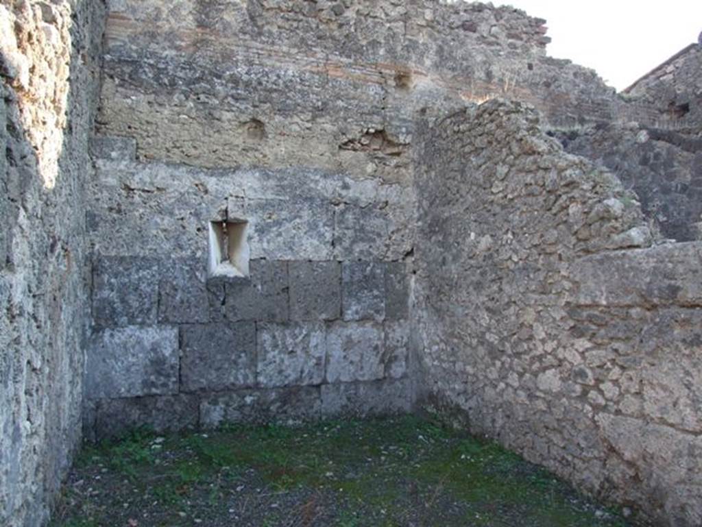 VII.15.13 Pompeii. December 2007. Tablinum.