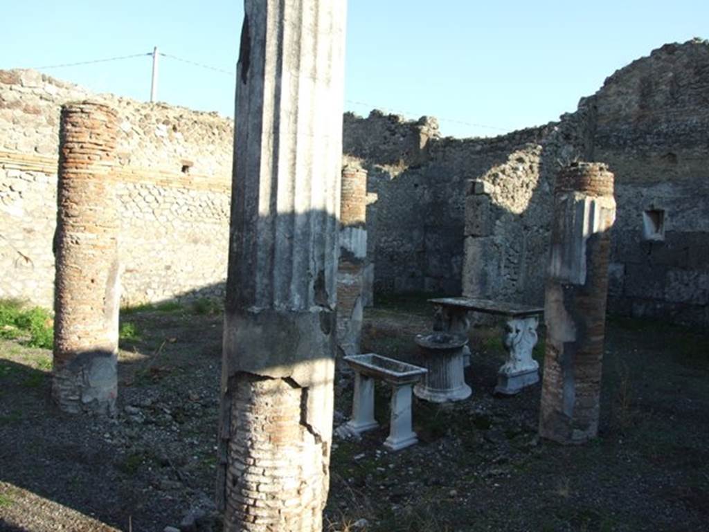 VII.15.13 Pompeii. December 2007.  Atrium and Impluvium.