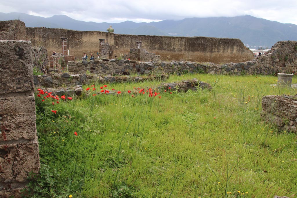 VII.16.11 Pompeii. May 2024. Looking south from shop, towards atrium of VII.16.10. Photo courtesy of Klaus Heese.