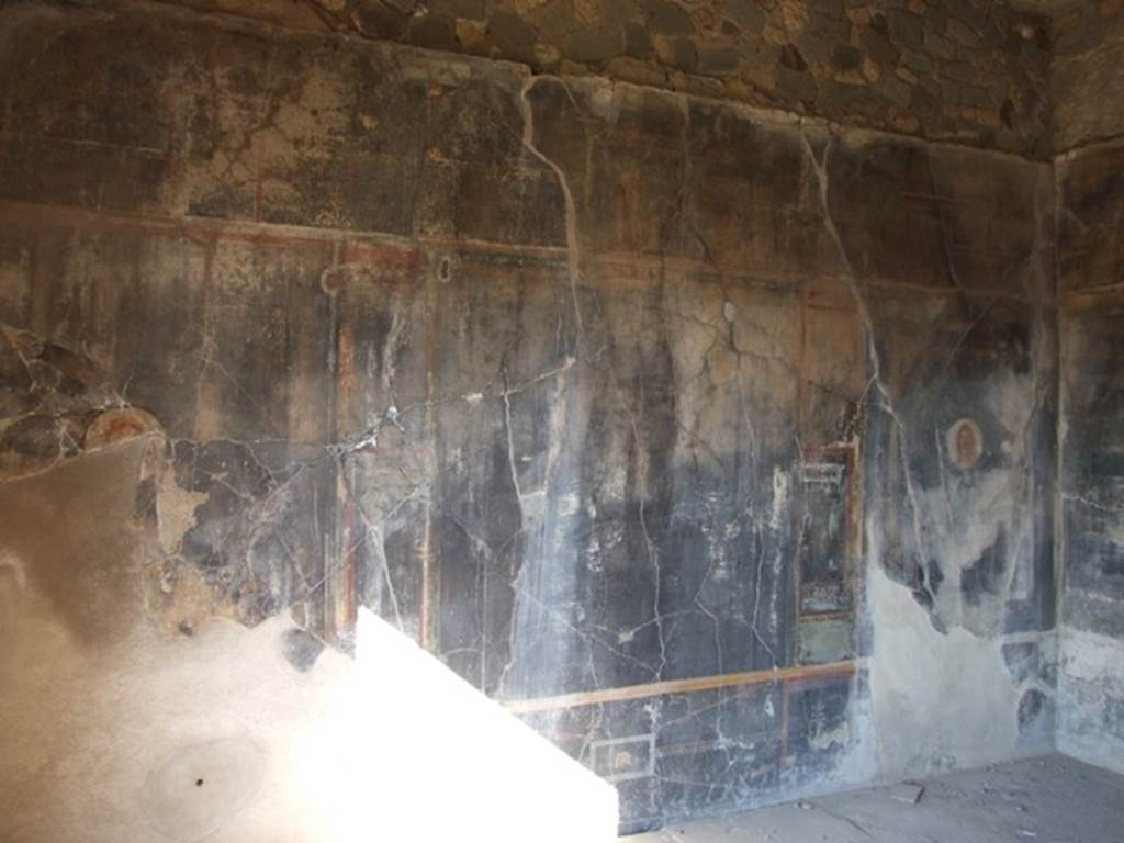 VII.16.17-22 Pompeii. December 2007. North wall of room in north-west corner of first level floor below ground.