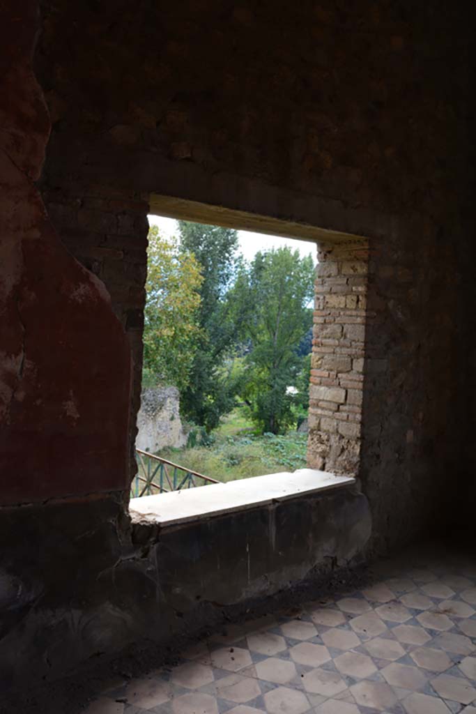 VII.16.22 Pompeii. October 2018. Oecus 48, window in south wall.
Foto Annette Haug, ERC Grant 681269 DÉCOR.