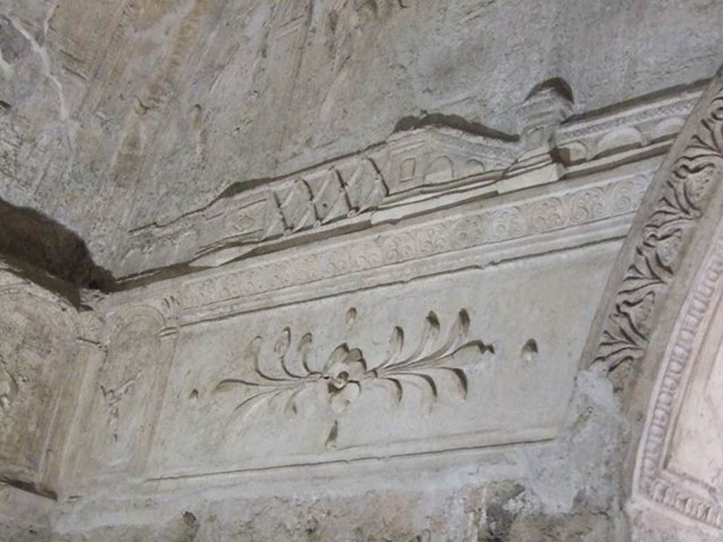 VII.16.a Pompeii. December 2006. Room 6, detail of decorative stucco frieze.