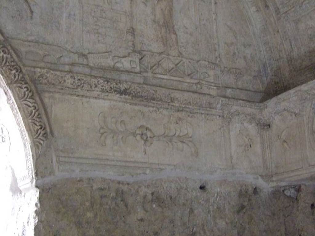 VII.16.a Pompeii. December 2006. Room 6, detail of decorative stucco frieze.