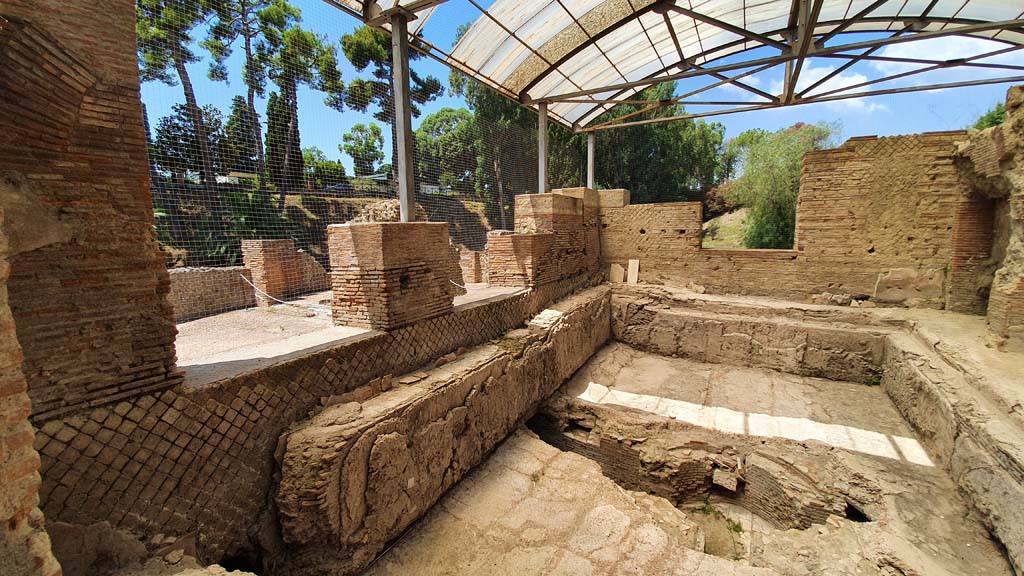 VII.16.a Pompeii. July 2021. Looking towards west side of pool.
Foto Annette Haug, ERC Grant 681269 DÉCOR