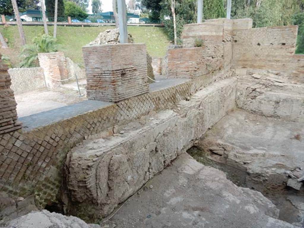 VII.16.a Pompeii. May 2015. Room 2, looking towards west side. Photo courtesy of Buzz Ferebee.