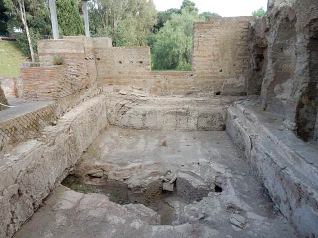 VII.16.a Pompeii. May 2015. Room 2, looking towards north side. Photo courtesy of Buzz Ferebee.