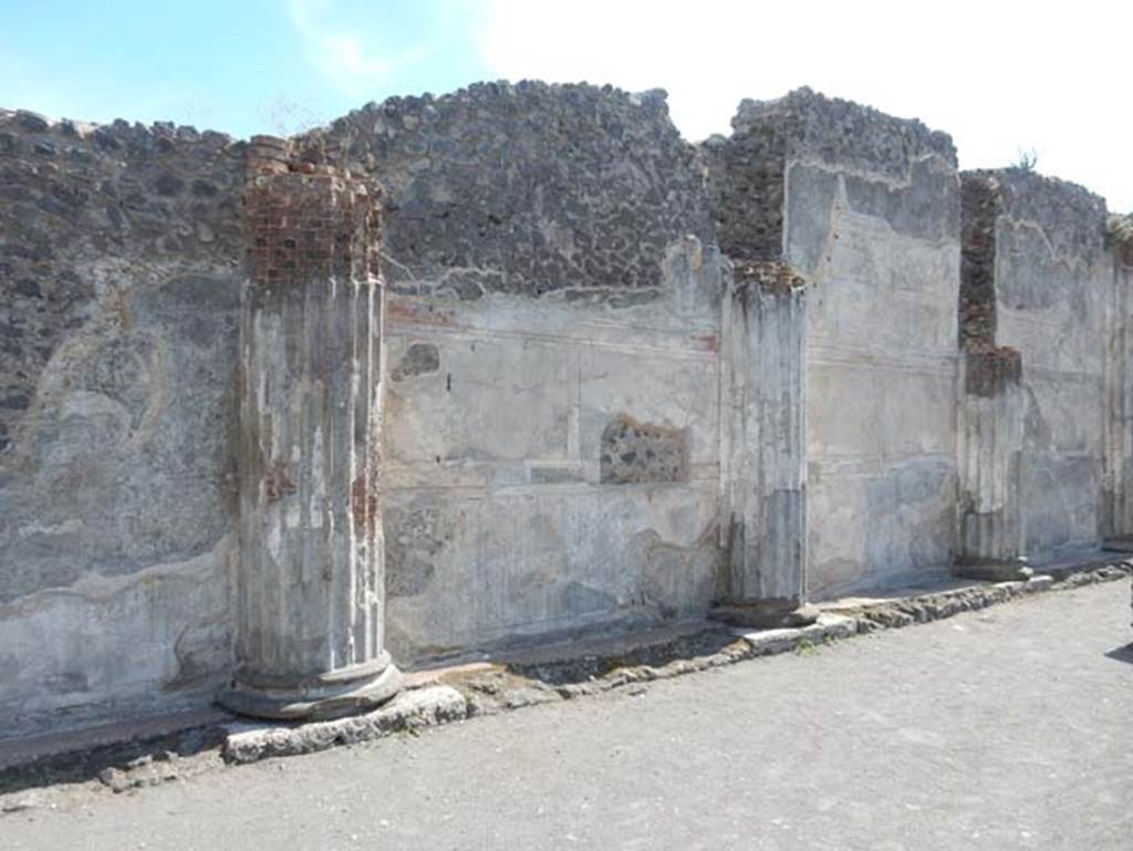 VIII.1.1 Pompeii, May 2018. Basilica, looking west along south wall of south side corridor. Photo courtesy of Buzz Ferebee.