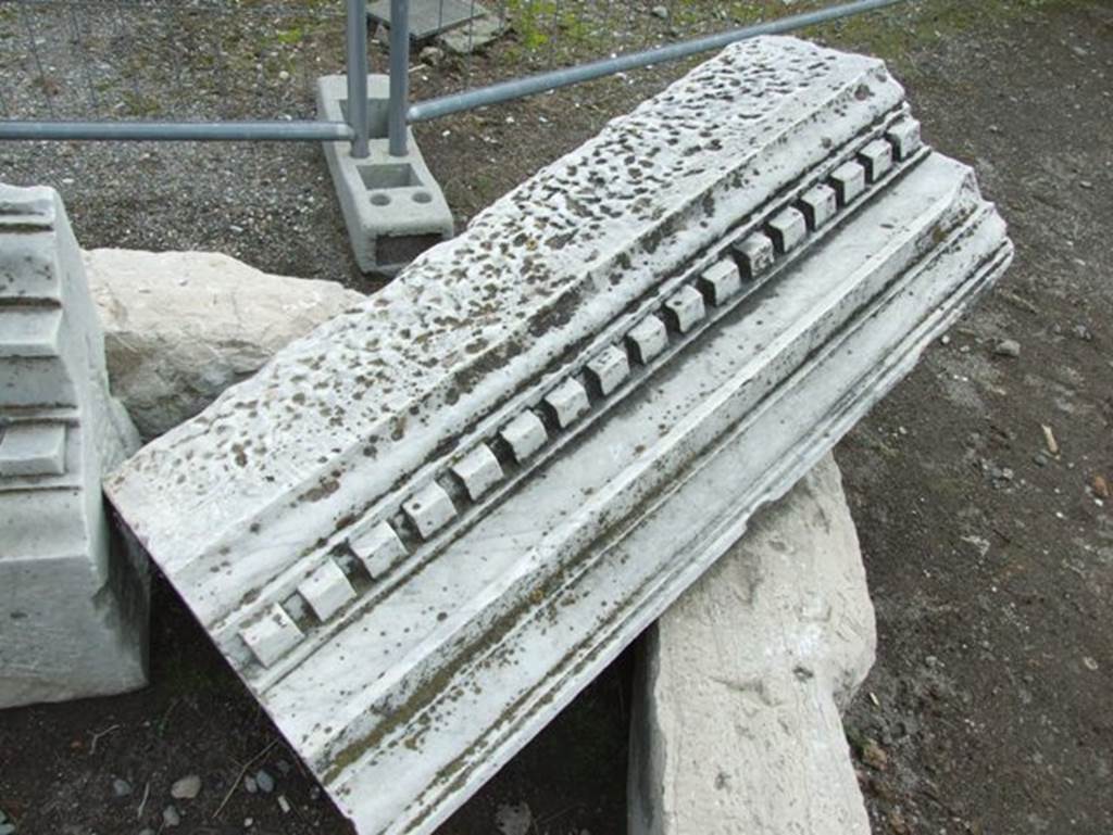 VIII.1.3 Pompeii. March 2009. Decorative marble block.