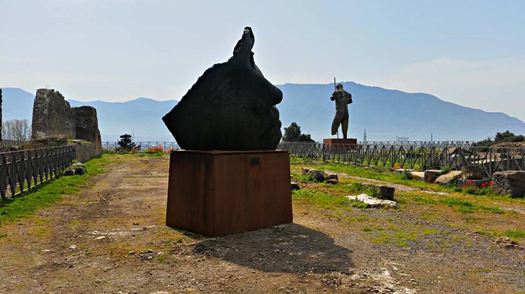 VIII.1.3 Pompeii. 2016/2017. Looking south across Temple of Venus. Photo courtesy of Giuseppe Ciaramella.