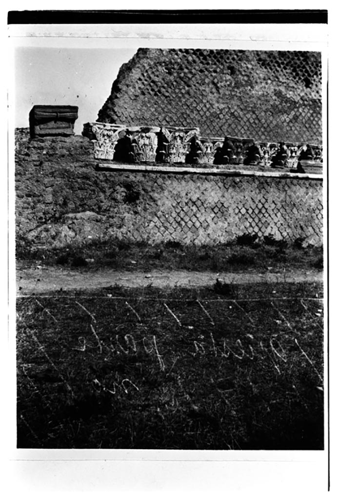 VIII.1.3 Pompeii. W.1604. Capitals from the Temple of Venus.
Photo by Tatiana Warscher. Photo © Deutsches Archäologisches Institut, Abteilung Rom, Arkiv.