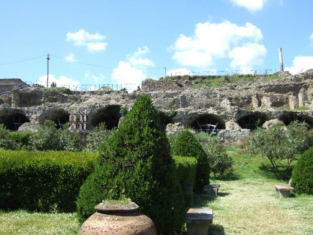 VIII.1.3 Pompeii. May 2006. Rear of Temple of Venus.