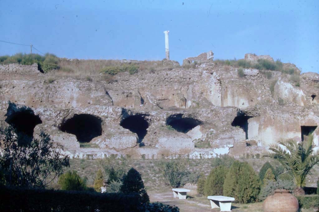 VIII.1.3 Pompeii. 1971. Area below Temple of Venus, shops or warehouses?
Photo courtesy of Rick Bauer, from Dr George Fay’s slides collection.