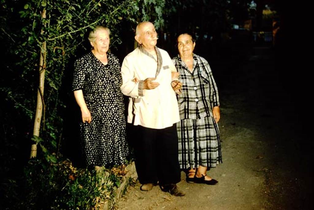 Matteo Della Corte and Mrs. Tatiana Warscher (on right) in the Della Corte’s garden, 1957, photographed by Stanley A. Jashemski.
Source: The Wilhelmina and Stanley A. Jashemski archive in the University of Maryland Library, Special Collections (See collection page) and made available under the Creative Commons Attribution-Non Commercial License v.4. See Licence and use details. J57f0421