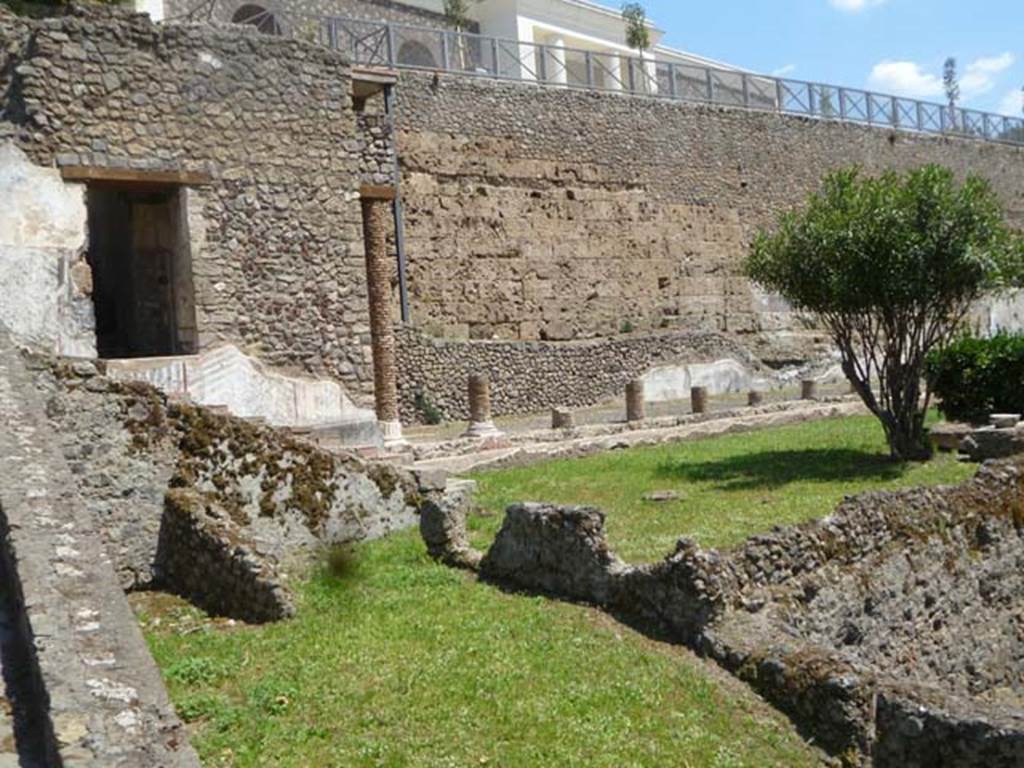 VIII.1.a Pompeii. May 2011. Looking east to north end of portico and garden. Photo courtesy of Michael Binns.