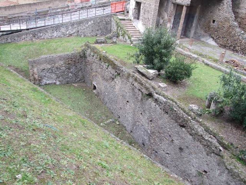 VIII.1.a Pompeii. December 2007. Garden at north end of portico.