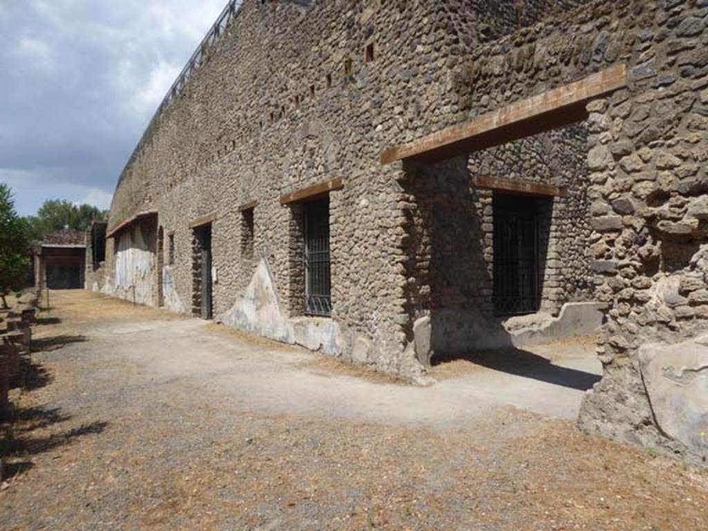 VIII.1.a, Pompeii. June 2017. Looking north-east to doorway from portico to peristyle, on right. Photo courtesy of Michael Binns.