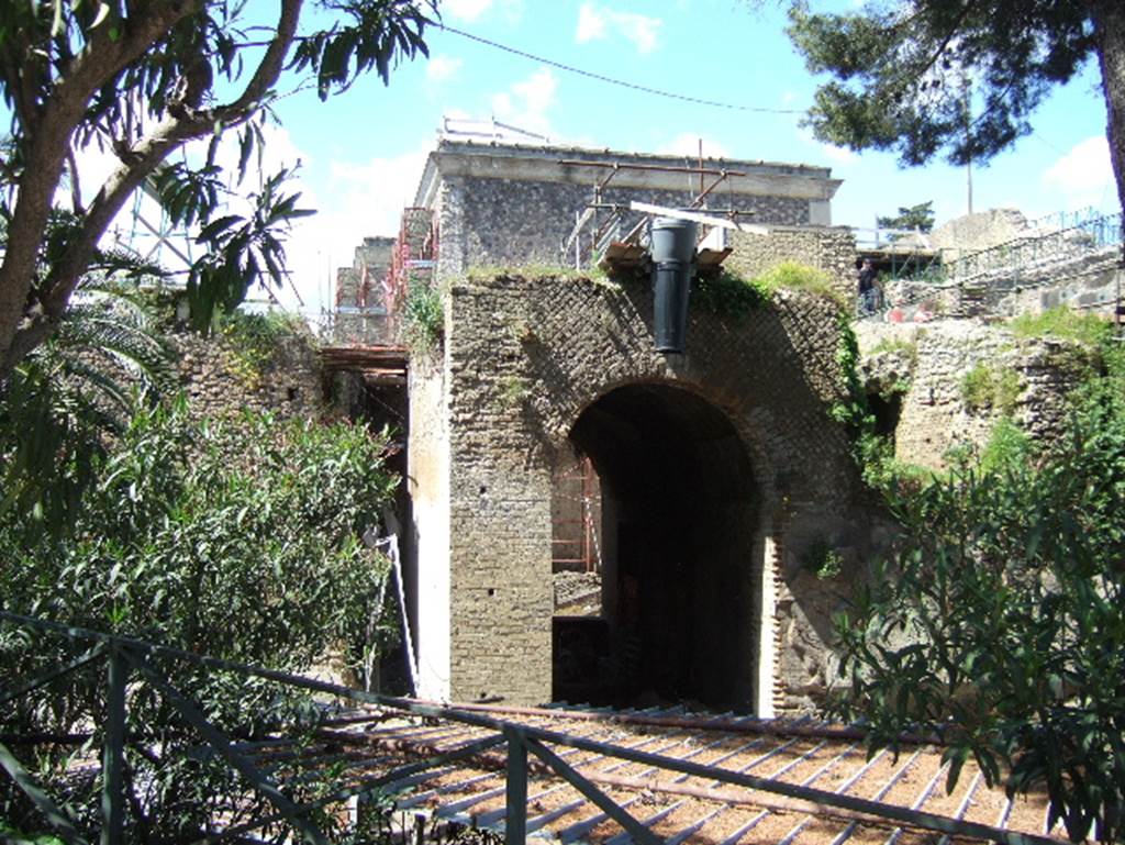 VIII.1.a Pompeii. May 2006. South end.