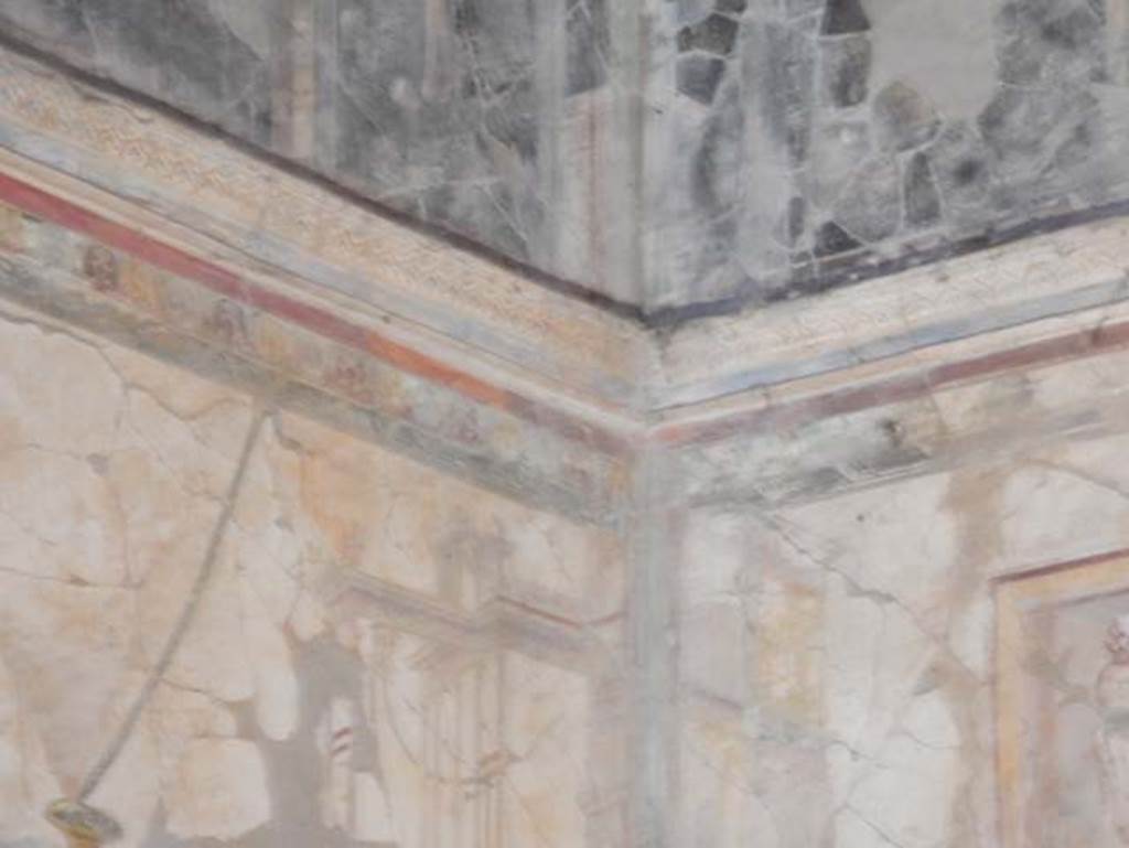 VIII.1.a, Pompeii. May 2018. Detail of north-east corner of oecus A. Photo courtesy of Buzz Ferebee.