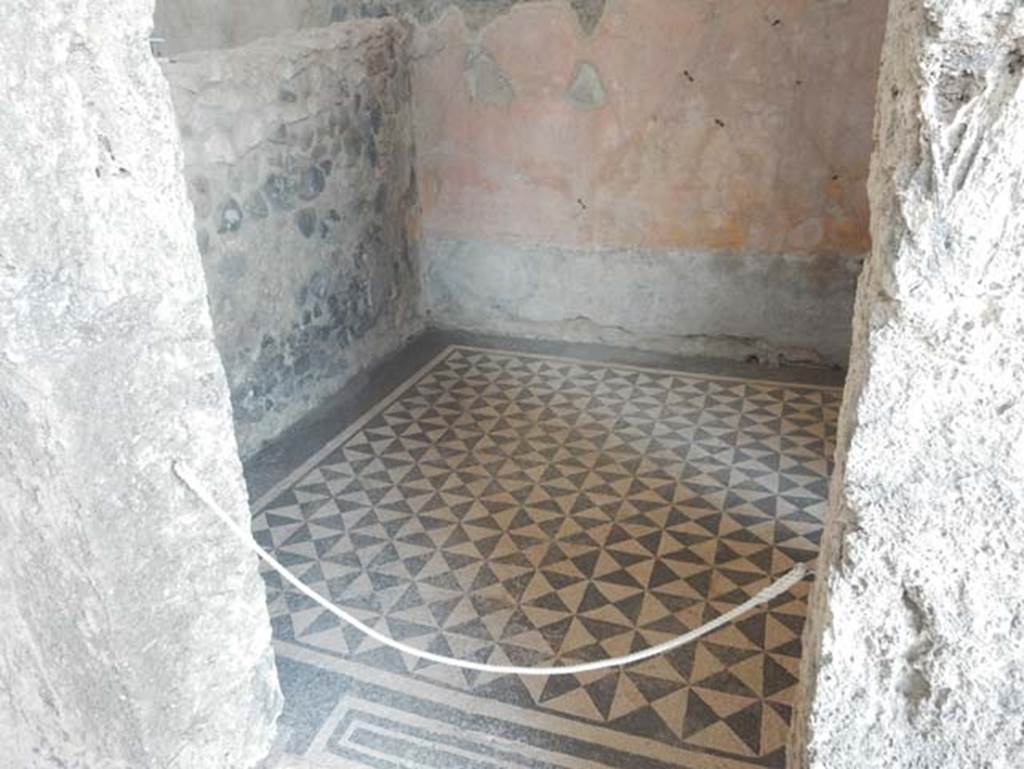 VIII.2.1 Pompeii. May 2018. Doorway to ala on east side of atrium. Photo courtesy of Buzz Ferebee.