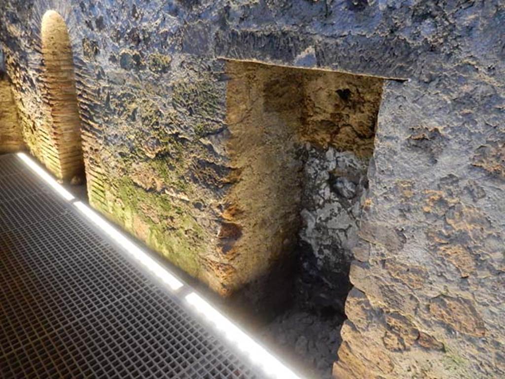 VIII.2.1 Pompeii. May 2018.
Blocked door/recess in north wall of corridor/cryptoporticus 25, leading west. Photo courtesy of Buzz Ferebee.