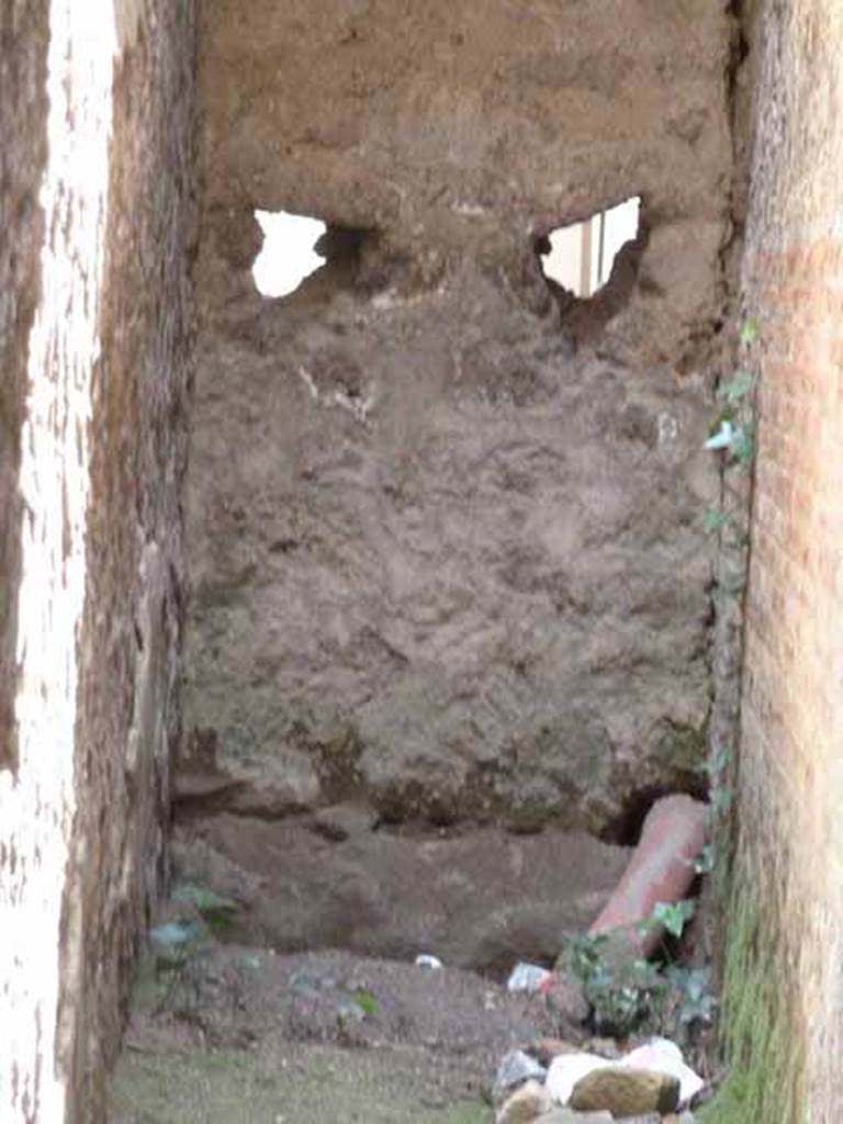 VIII.2.9 Pompeii. May 2010. Southern end of passageway.