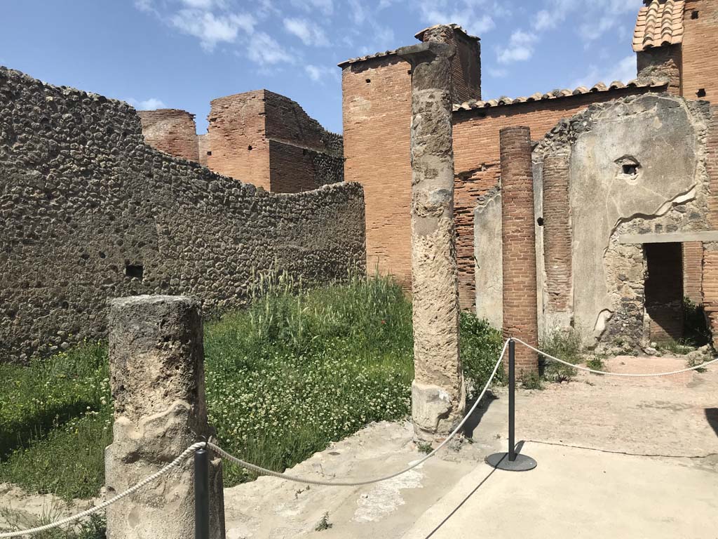 VIII.2.13 Pompeii. April 2019. Looking north-west across portico outside tablinum towards doorway linking with VIII.2.12, on right.
Photo courtesy of Rick Bauer.