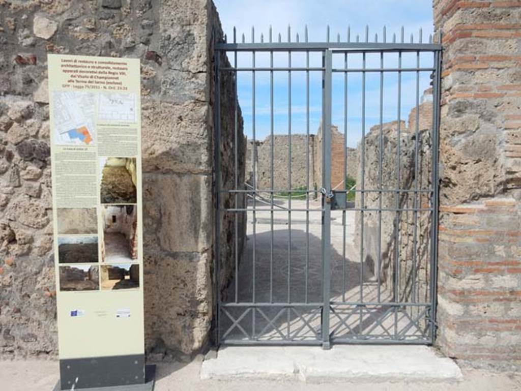 VIII.2.13 Pompeii. May 2017. Looking towards entrance doorway on west side of Via delle Scuole. Photo courtesy of Buzz Ferebee.