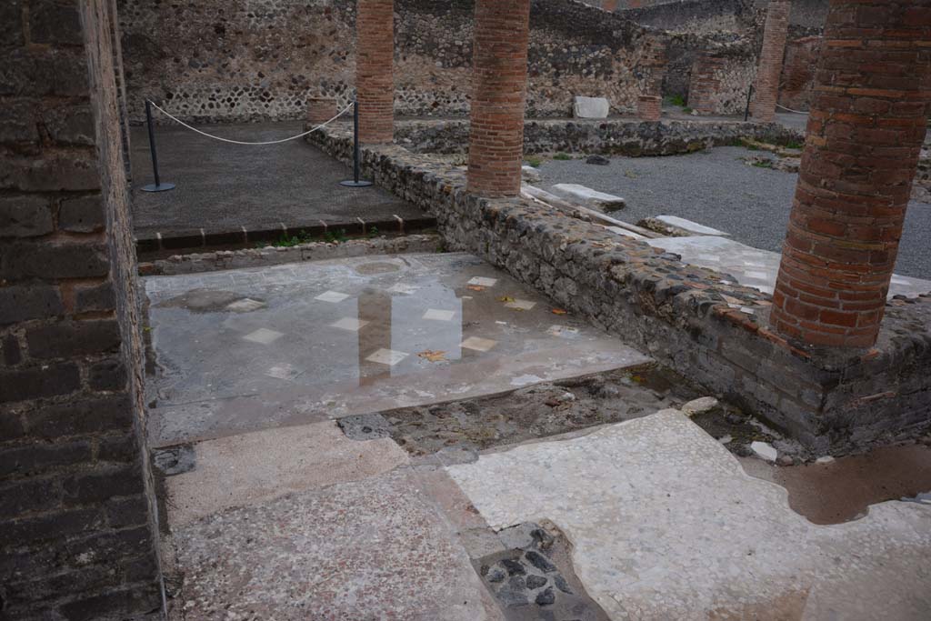 VIII.2.13/14/16 Pompeii. November 2017. Looking east from north-west corner.
Foto Annette Haug, ERC Grant 681269 DÉCOR.