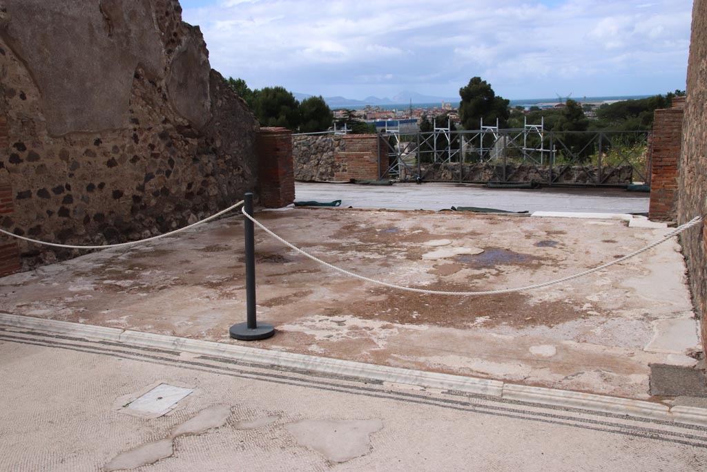 VIII.2.16 Pompeii. May 2024. Looking south-west across tablinum, from atrium. Photo courtesy of Klaus Heese.