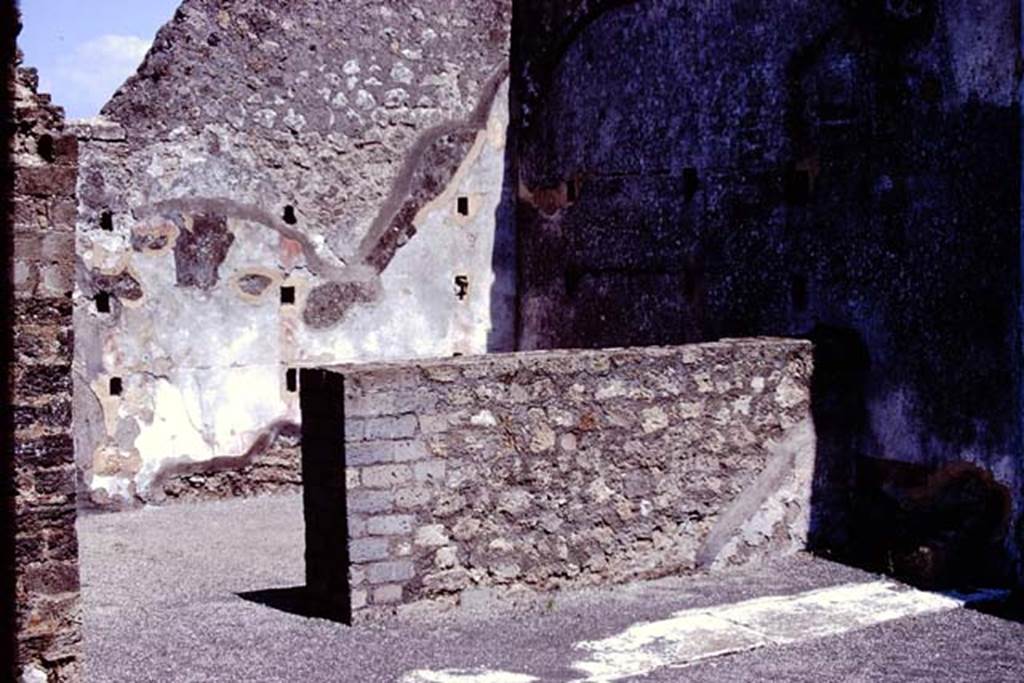VIII.2.23 Pompeii. 1972. Dressing room? Room in south-east corner, with large holes for support of wooden shelving.
Photo by Stanley A. Jashemski.
Source: The Wilhelmina and Stanley A. Jashemski archive in the University of Maryland Library, Special Collections (See collection page) and made available under the Creative Commons Attribution-Non-Commercial License v.4. See Licence and use details.
J72f0232