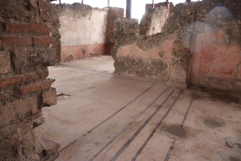VIII.2.23 Pompeii. October 2020. Doorway to two rooms in south-west corner. Taken from VIII.2.22, looking west.
Photo courtesy of Klaus Heese.