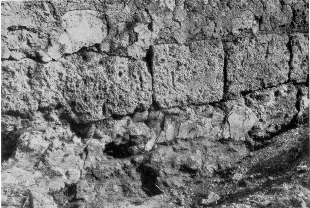 VIII.2.29. Pompeii. c.1936. Remains E’ from the south-west.
See Noack, F. and Lehmann-Hartleben, K., 1936. Baugeschichtliche Untersuchungen am Stadtrand von Pompeji. Berlin: De Gruyter, (Taf 30,2).