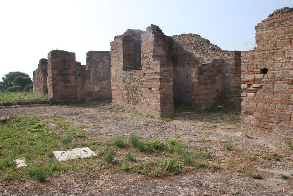 VIII.2.30 Pompeii. October 2023. Looking towards west side of atrium. Photo courtesy of Klaus Heese.