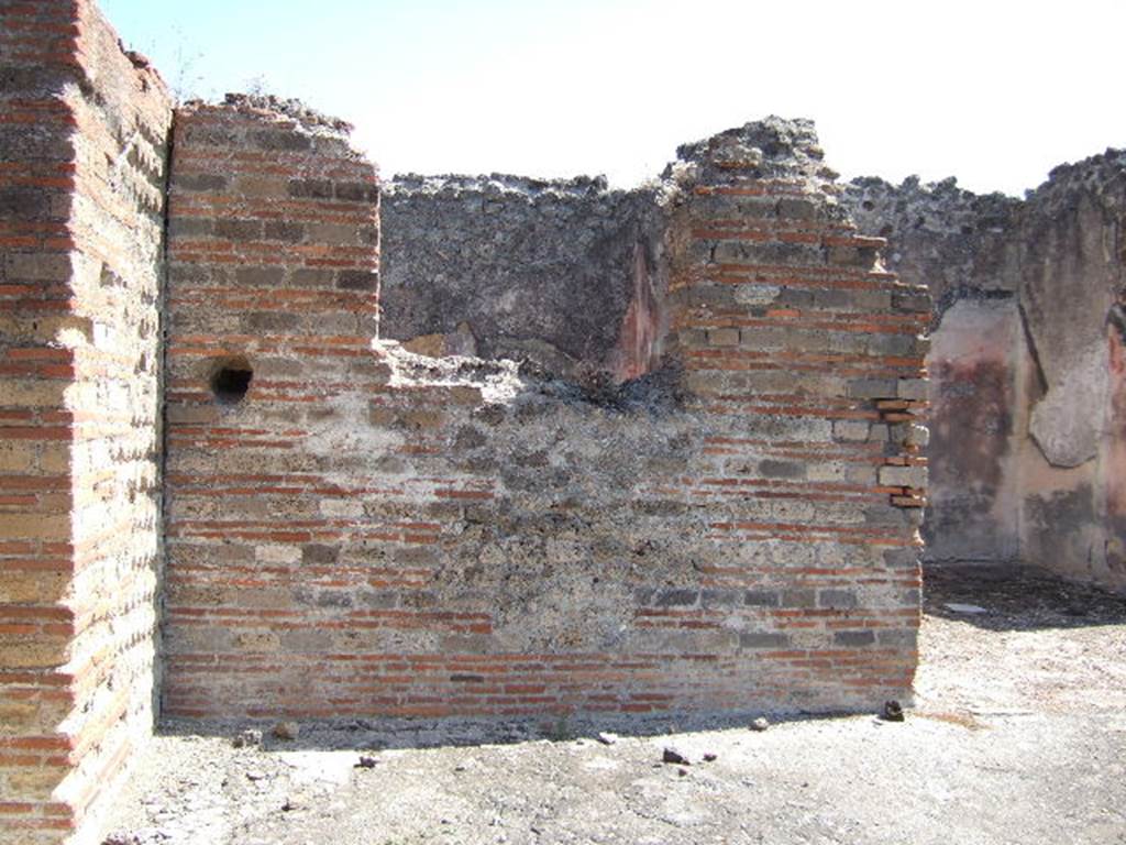 VIII.2.30 Pompeii. September 2005. East side of atrium. North-east corner of atrium, with window of cubiculum. .
