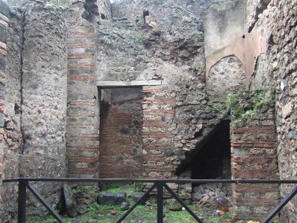 VIII.2.38 Pompeii. December 2005. Looking south from entrance.