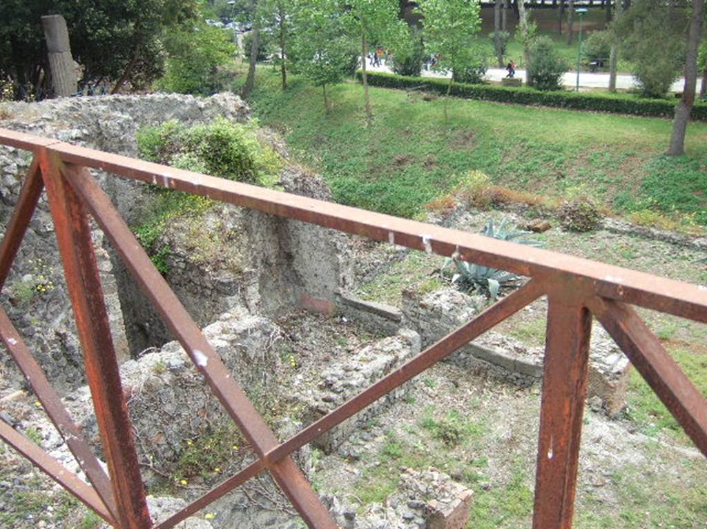 VIII.2.39 Pompeii. May 2006. Looking south east overlooking rooms on first lower floor and terrace.
