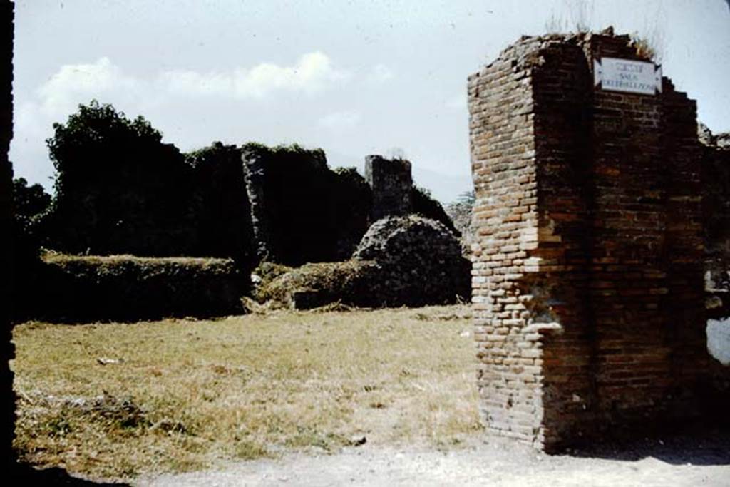 VIII.3.1 Pompeii. 1961. Looking south-west from entrance doorway. Photo by Stanley A. Jashemski.
Source: The Wilhelmina and Stanley A. Jashemski archive in the University of Maryland Library, Special Collections (See collection page) and made available under the Creative Commons Attribution-Non Commercial License v.4. See Licence and use details.
J61f0796
