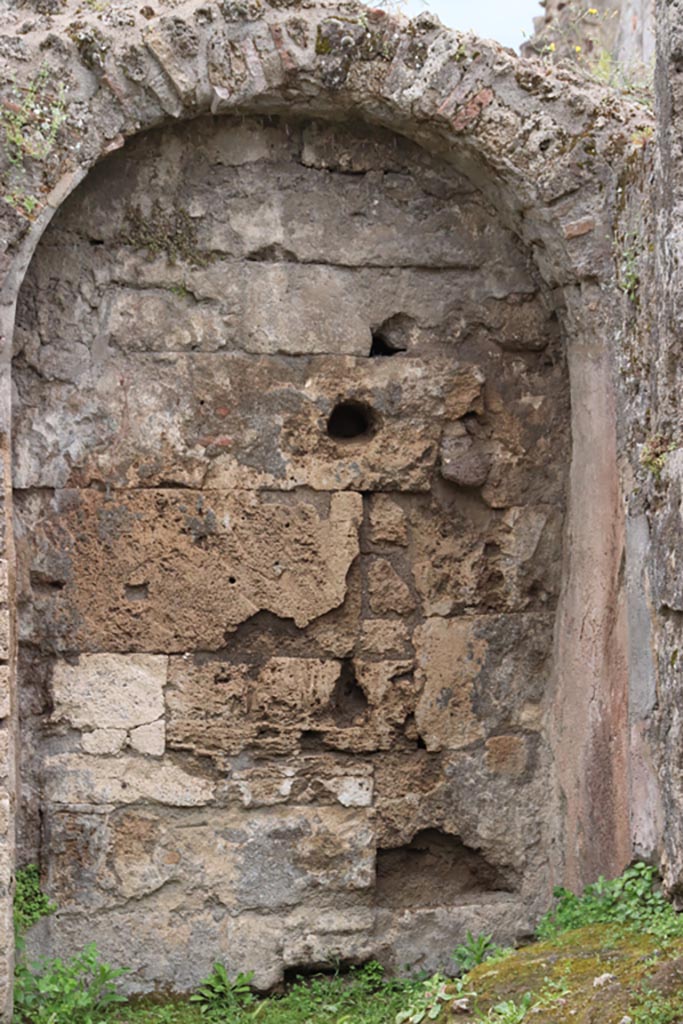 VIII.3.3 Pompeii. May 2024.
Recess under the stairs in south-west corner of shop. Photo courtesy of Klaus Heese.