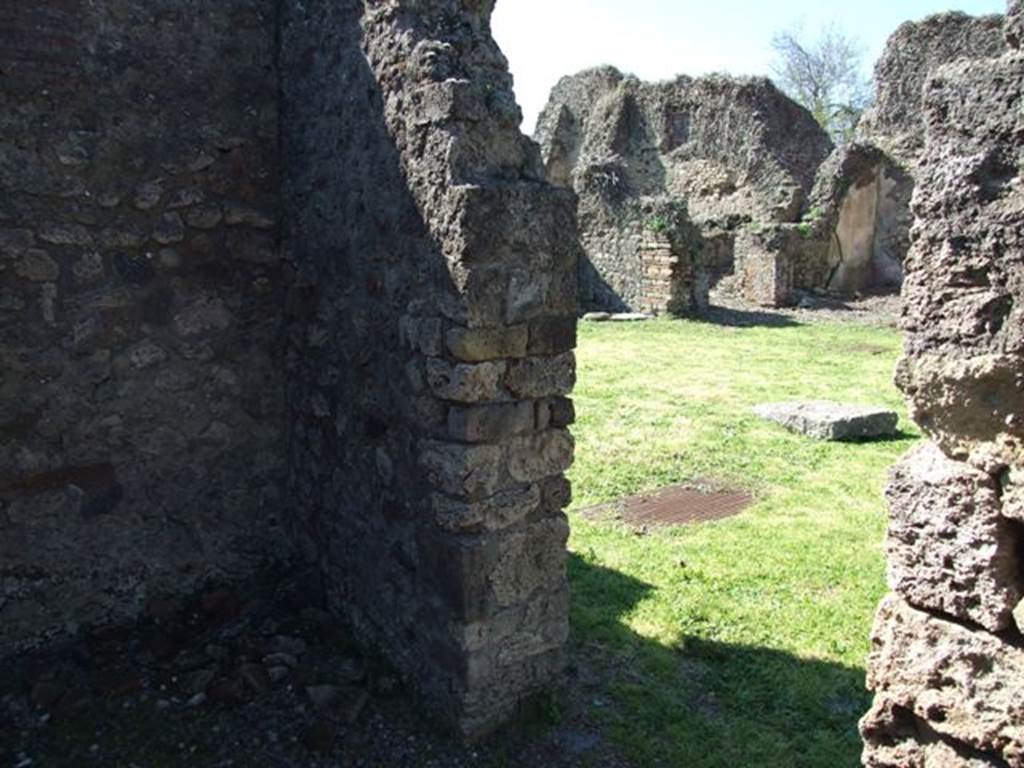 VIII.3.4 Pompeii. March 2009. Room 19. Doorway from Corridor to North Portico of garden area.