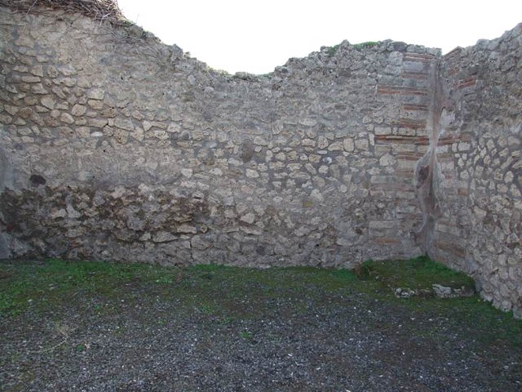 VIII.3.5 Pompeii. Shop. December 2007. South wall.
