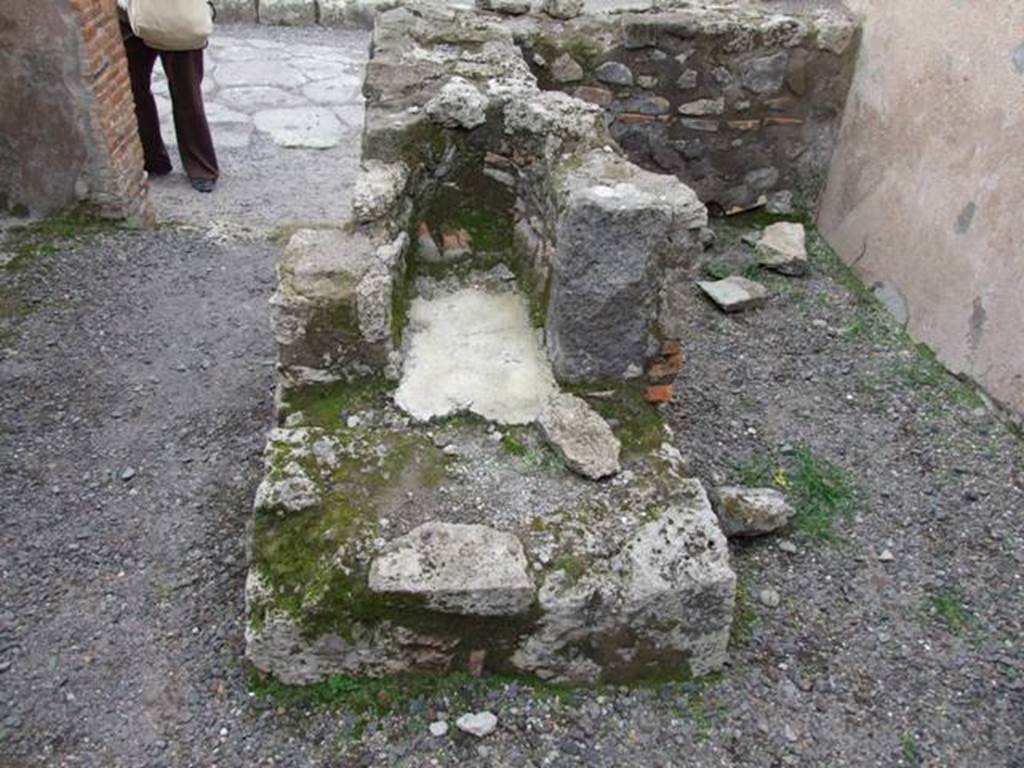 VIII.3.22 Pompeii. December 2007. Hearth in end of counter.