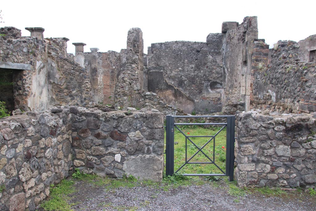 VIII.3.28 Pompeii. May 2024. South wall with doorway into rear room. Photo courtesy of Klaus Heese.